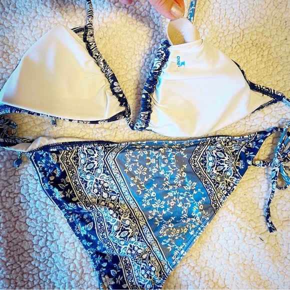 Swim bikini and bottom set - Picture 2 of 2